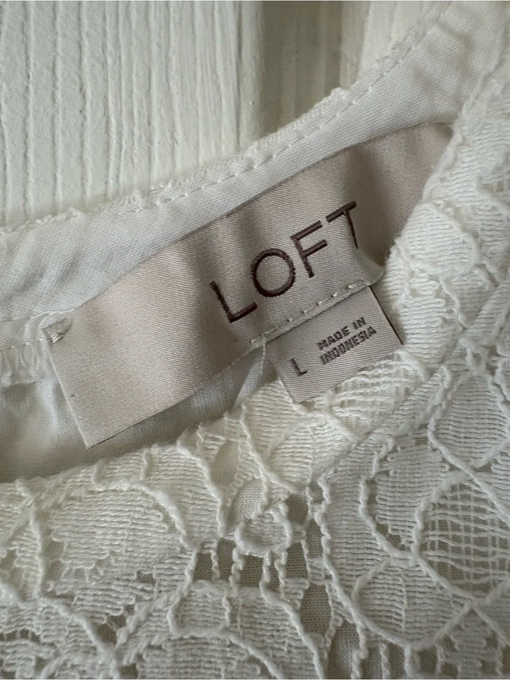 LOFT Ivory Lace Puff Sleeve Blouse
